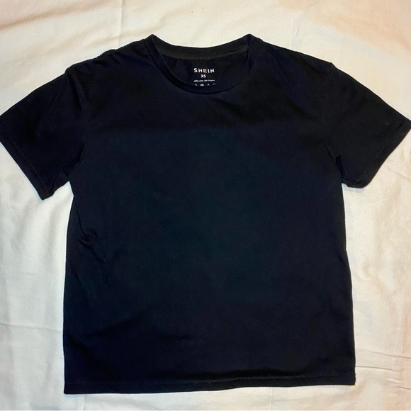 Black Basic Cotton T-Shirt - Picture 3 of 4